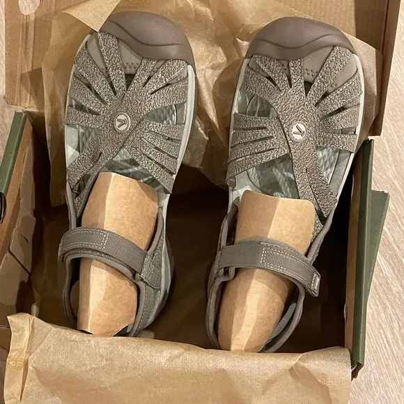 Keen Brindle &amp; Shitake Fisherman Sandals Size 9 NWT