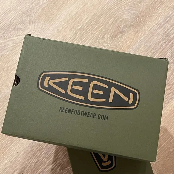Keen Brindle &amp; Shitake Rose Sandals Size 8 NWT