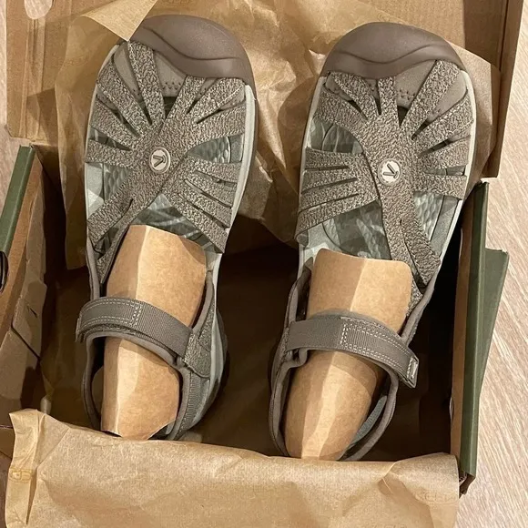 Keen Brindle &amp; Shitake Rose Sandals Size 8 NWT
