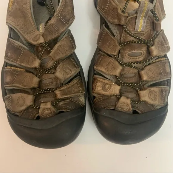 Keen Brown Newport Leather Active Comfort Sandals