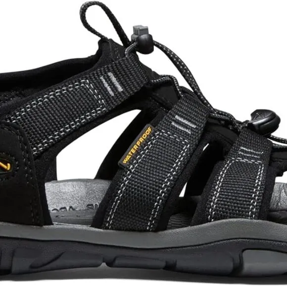 KEEN Clearwater Cnx Lightweight Water Sandals