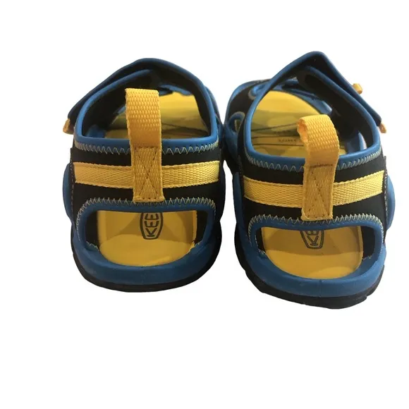 Keen Knotch Creek Sandals Unisex waterproof outdoor River hook and loop closure