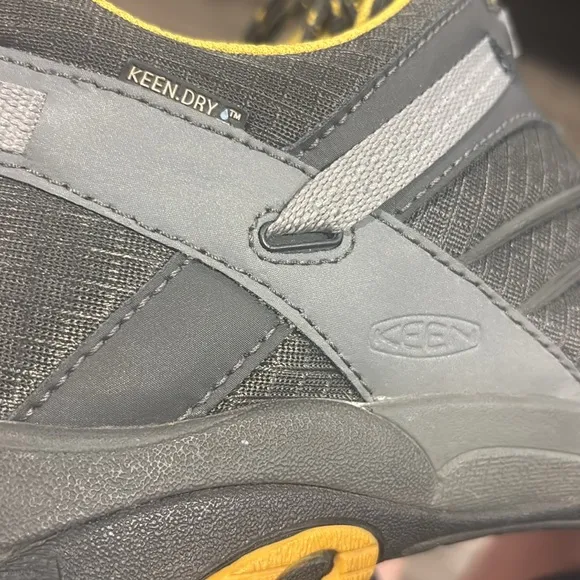 Keen Marshal Black Yellow Outdoor Hiking Boots Size 14