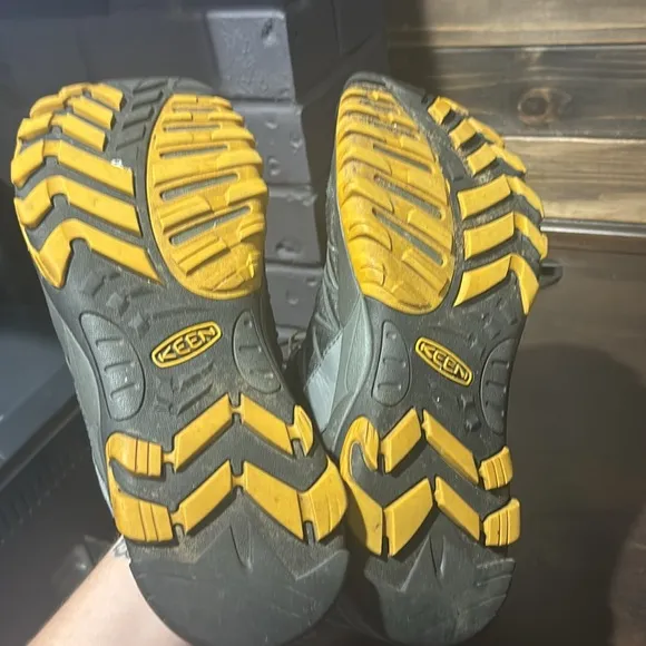 Keen Marshal Black Yellow Outdoor Hiking Boots Size 14