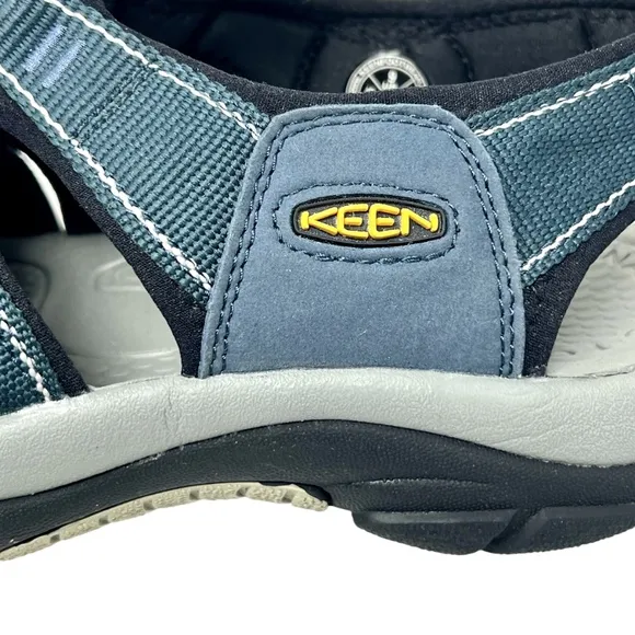 Keen Men's Newport H2 Closed Toe Water Sandals Navy/Gray size 9