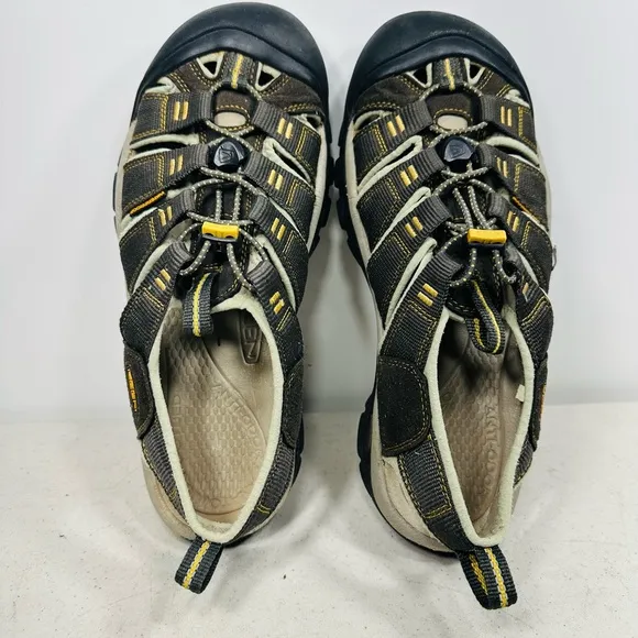 KEEN Men’s Newport H2 Closed Toe Water Sandals/Rust. Color. Raven/Aluminum. 9,5