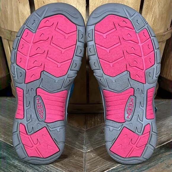 Keen Newport H2 Blue Pink Pull-Tie Water Friendly Sandals Little Girl Size 3