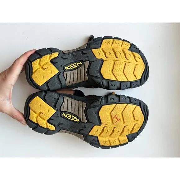 Keen Newport H2 Brown/Black Outdoor Sandals Durable &amp; Water-Resistant 8