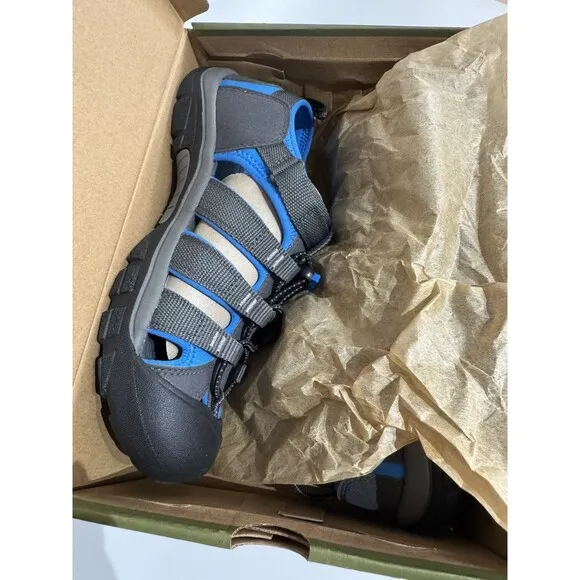 KEEN Newport H2 Closed Toe Water Sandals, Magnet/Brilliant Blue, 7 US Unisex BiG
