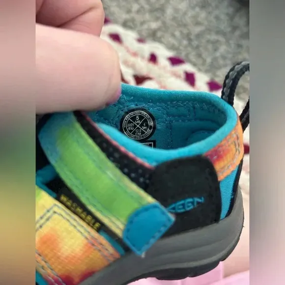 KEEN Newport H2 Closed Toe Water Sandals
