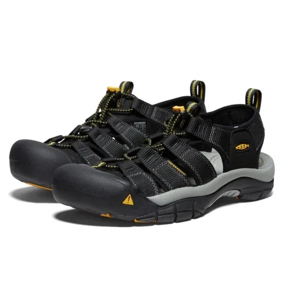 Keen Newport H2 Men 9 Woman 10.5 Black All Terrain Water Sandals Activewear
