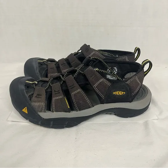 Keen Newport H2 Water Sandals Closed Toe Fisherman Sandals Athletic Black Men 9