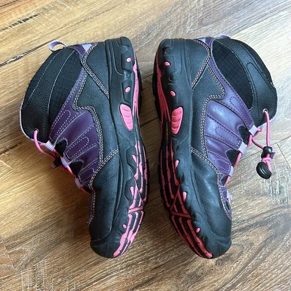 Keen Pagosa Kids Girls Sz 4 Hiking Boots Shoes Purple Leather Waterproof