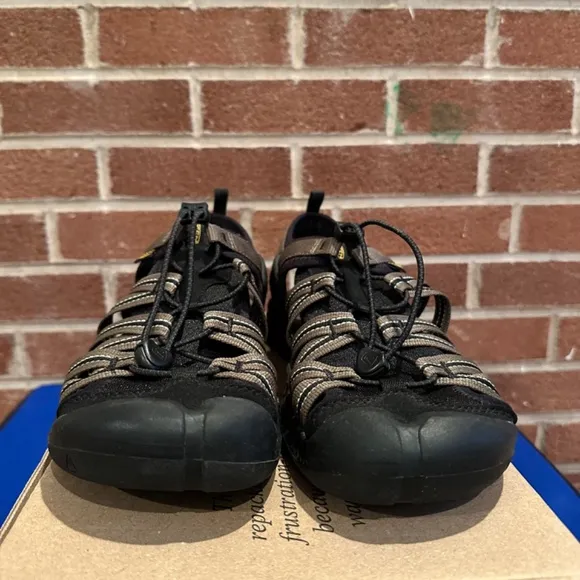 KEEN Sandals Men's Drift Creek H2 Water Size 12 EE NWT Closed Toe Quick Dry