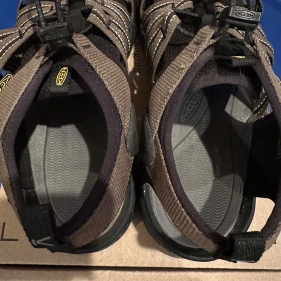 KEEN Sandals Men's Drift Creek H2 Water Size 12 EE NWT Closed Toe Quick Dry