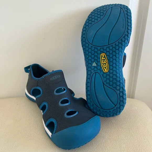 Keen Stingray Water Shoes Waterproof Sandals Kids Big Size 5