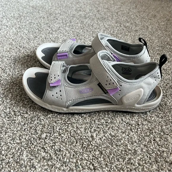 KEEN Women's Drift Creek Two Strap Open Toe Water Sandals, Size 10.5