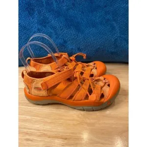 Keen Newport H2 orange sandals
