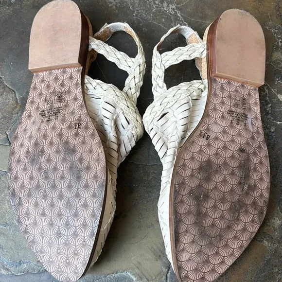 Kelsi Dagger Brooklyn Spencer Flats