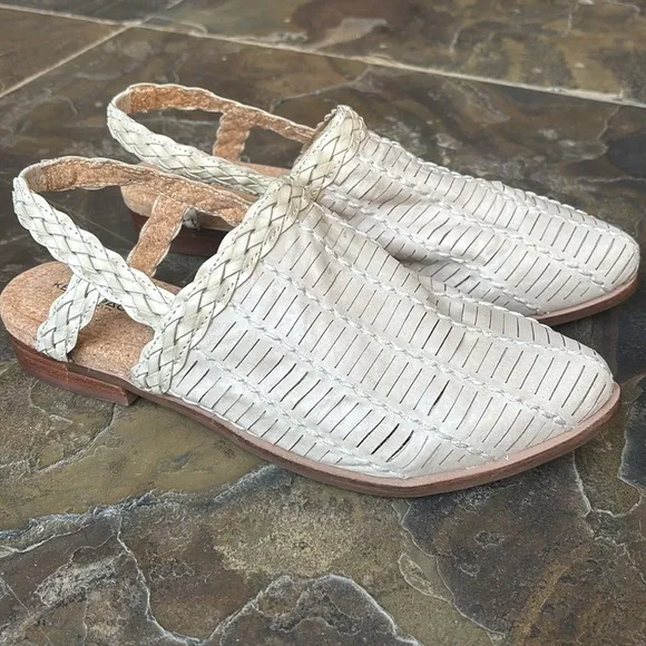 Kelsi Dagger Brooklyn Spencer Flats