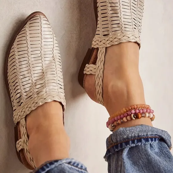 Kelsi Dagger Brooklyn Spencer Flats