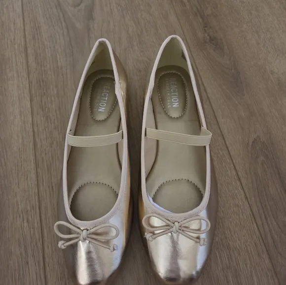Kenneth Cole Myra Gold Leather Square Toe Ballet Flats NWT
