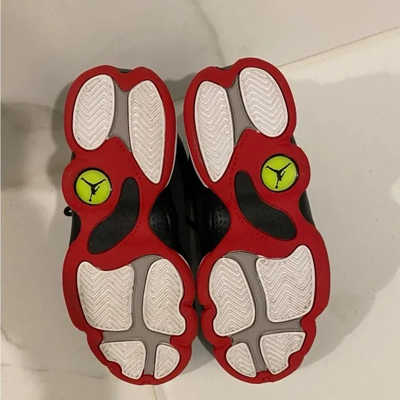 Kids Air Jordan 13 Retro Bred Sneakers