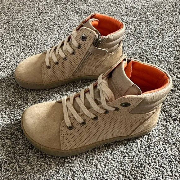 Kids Bartlett Birkenstock Boots - Size 29 (US 11) - Suede - New In Box - Sand