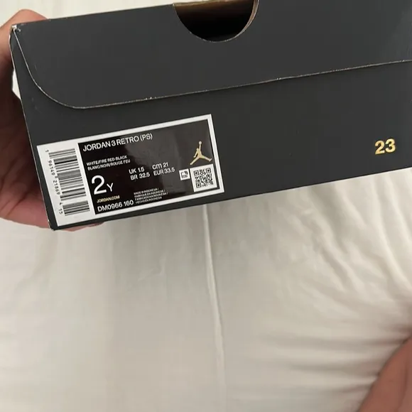 Kids jordan 3 retro sneakers. Size 2y