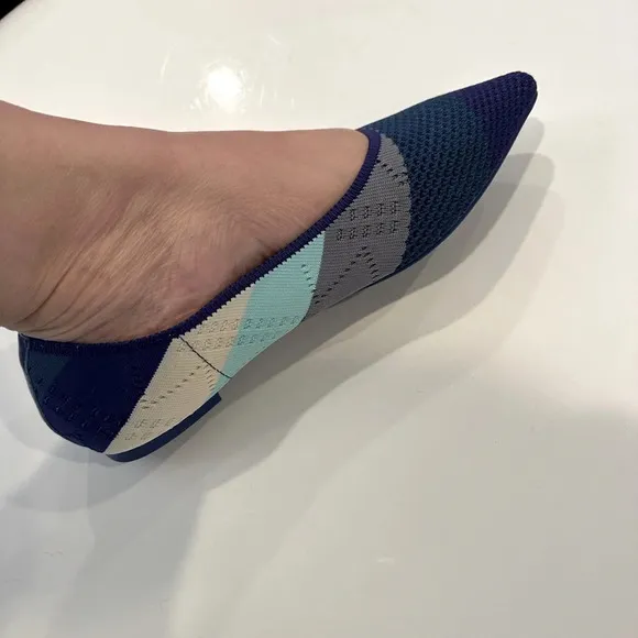 Knit flats