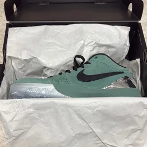 KOBE IV Protro “Girl Dad”