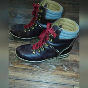 Kodiak Surrey II women's 10 waterproof insulated boots, low heel outdoor hiking