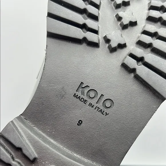 KOIO Sz 9 Arezzo Black White Slip-On Loafers Platform Sole NEW