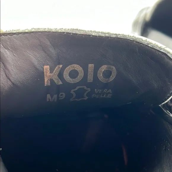 KOIO Sz 9 Arezzo Black White Slip-On Loafers Platform Sole NEW