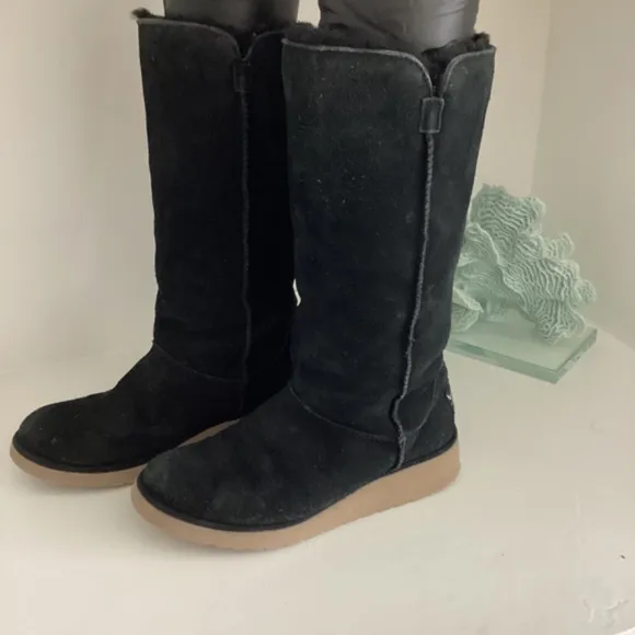 Kookaburra by UGG slim tall genuine suede black shearling boots EUR 37 US 6