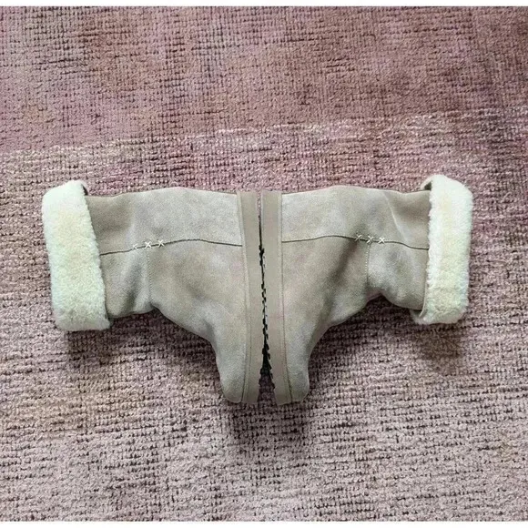 Kookaburra By Ugh Suede Shearling Wedge Boots Size 8.5 Beige