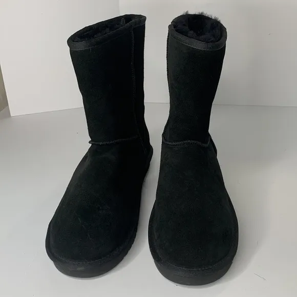 Koolaberra by UGG black suede shearling lined boots