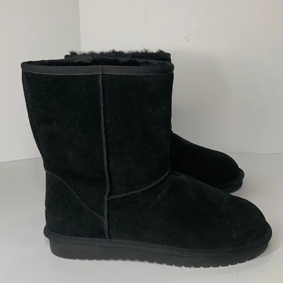 Koolaberra by UGG black suede shearling lined boots