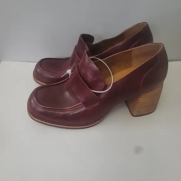 Kork - EaseThe Aston’s Burgundy Port Leather Heeled Loafers