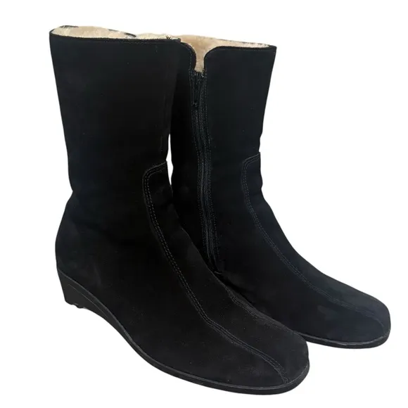 La CANADIENNE Elena Waterproof Black Suede Shearling Lined Boots Womens Size 7.5