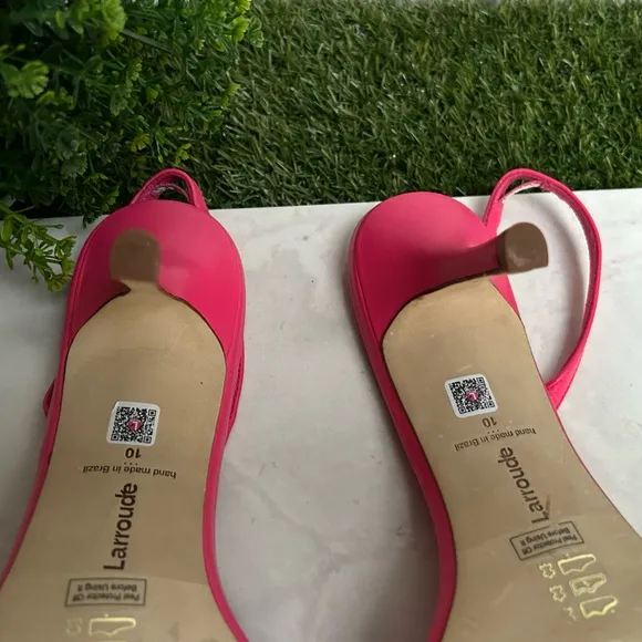 LarroudeWomen's Pink Hibiscus SlingbackSandal size 10 gently used