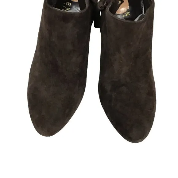 Lauren Ralph Lauren Janae Dark Brown Suede Nubuck Leather Ankle Boot Bootie sz 7