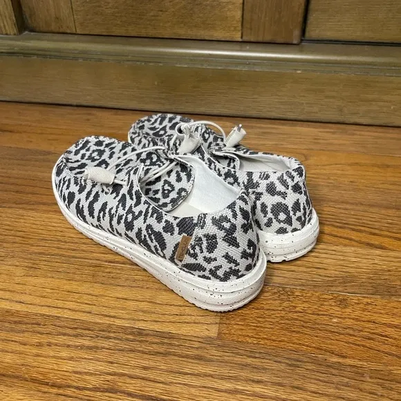 LIKE NEW - Hey Dude Womens Wendy Cheetah Grey Slip-On Loafers Size US 6