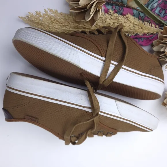 Like New Vans Womens Brown Casual Sneakers Sz 10