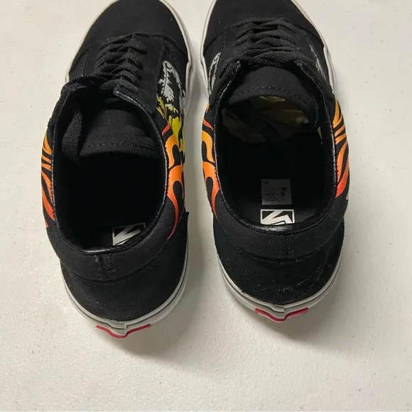 Lion Shark Juniors 7 Vans Old Skool Black Flame Racing Sneakers Shoes Retro