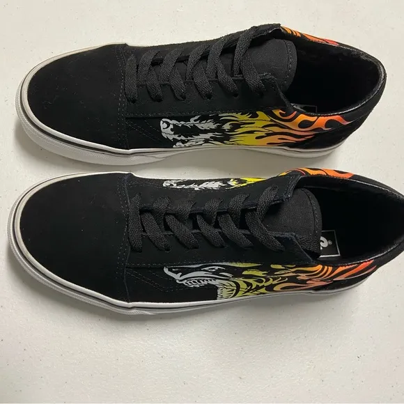 Lion Shark Juniors 7 Vans Old Skool Black Flame Racing Sneakers Shoes Retro