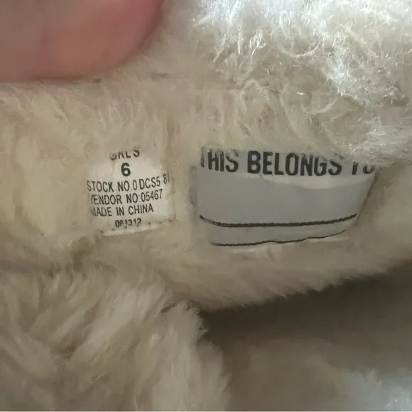 L.L. BEAN Cream Shearling lined Boots Size 6 — Super warm &amp; cozy!!!!