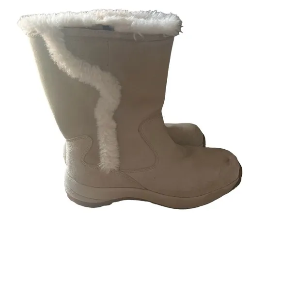 L.L. BEAN Cream Shearling lined Boots Size 6 — Super warm &amp; cozy!!!!