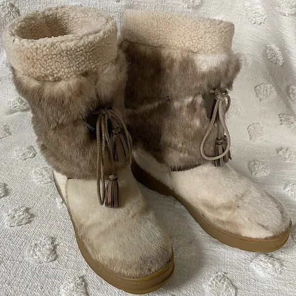 L.L. Bean Faux Fur Sherpa Lined Winter Boots White Tan Shearling