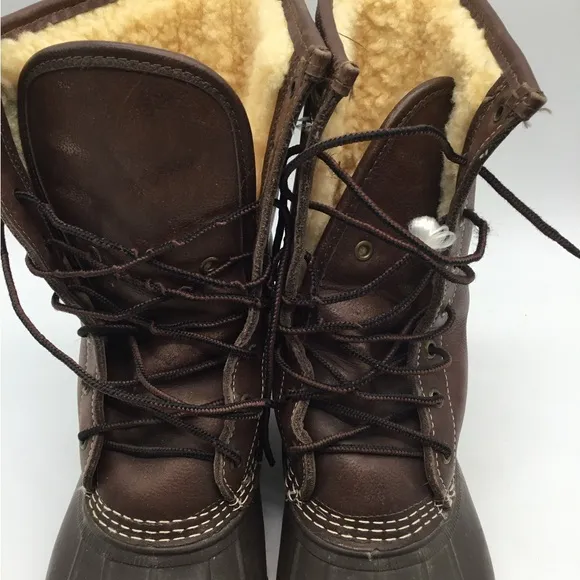 LL Bean Men’s 10” Shearling lined Bean Boots
